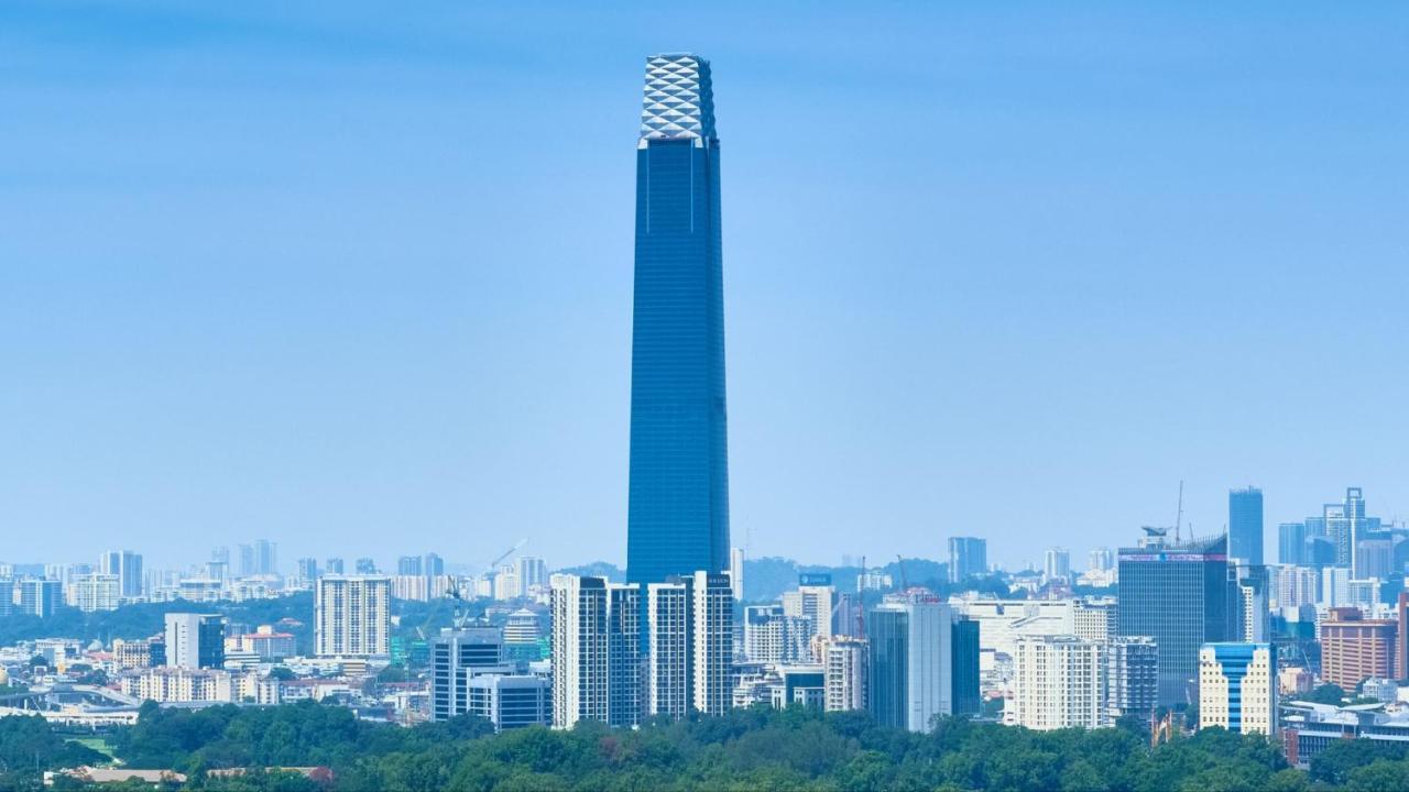 7 Mins Klcc Next To Hospital Gleneagle Apartment Куала Лумпур Екстериор снимка