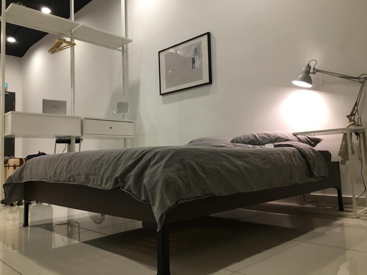 7 Mins Klcc Next To Hospital Gleneagle Apartment Куала Лумпур Екстериор снимка
