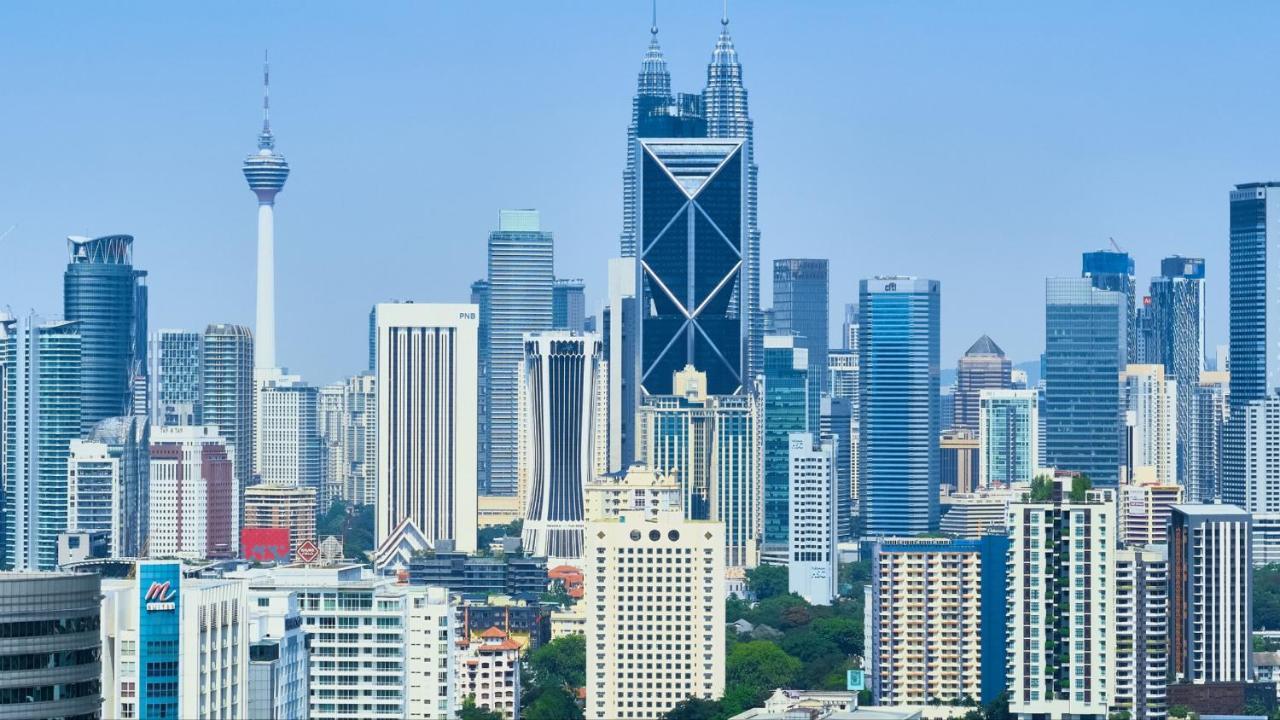 7 Mins Klcc Next To Hospital Gleneagle Apartment Куала Лумпур Екстериор снимка