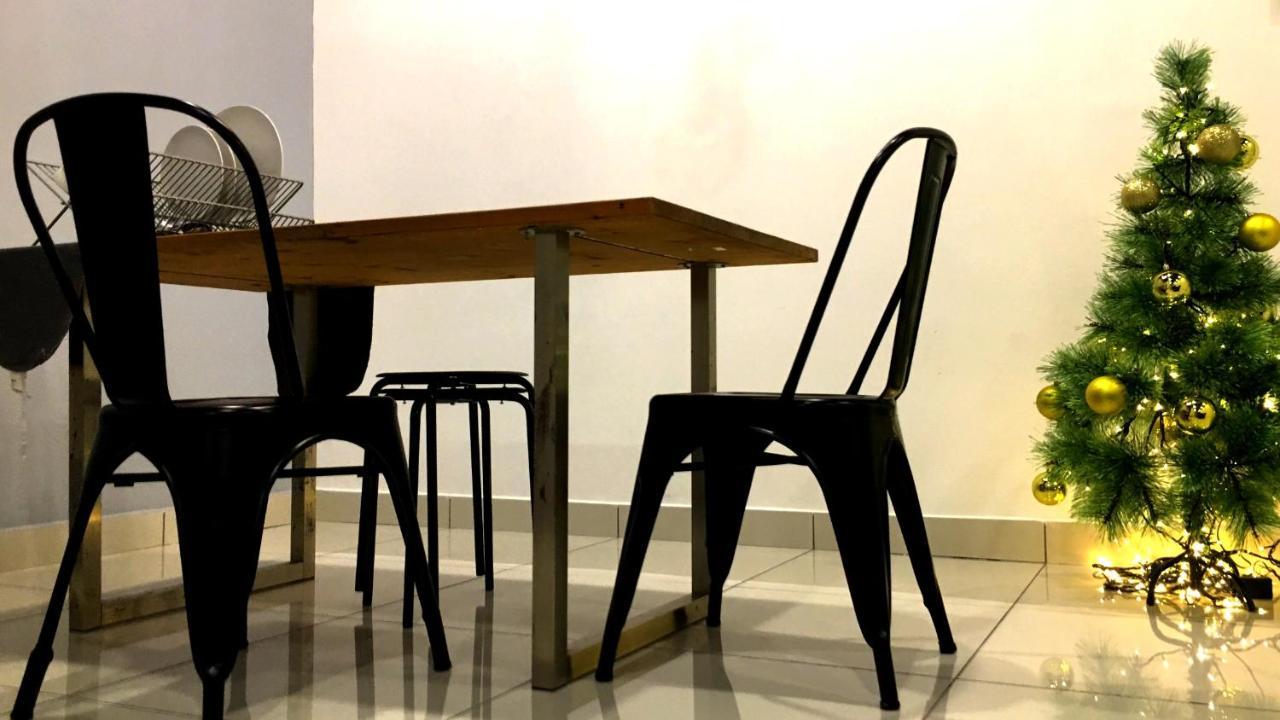 7 Mins Klcc Next To Hospital Gleneagle Apartment Куала Лумпур Екстериор снимка
